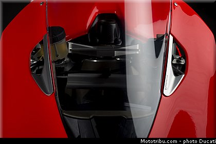 ducati_2014_1199_superleggera_010.jpg