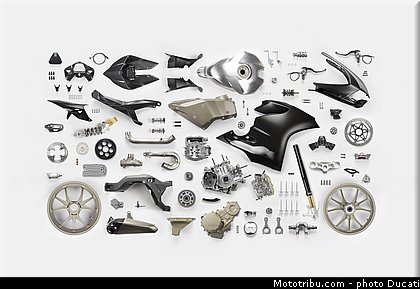 ducati_2014_1199_superleggera_032.jpg