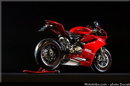 accessoire_012_ducati_panigale_1299_2015.jpg