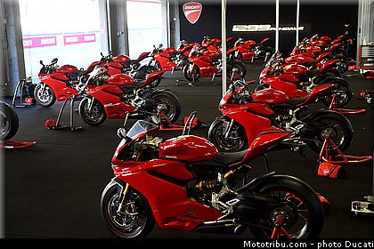 ambiance_001_ducati_panigale_1299_2015.jpg