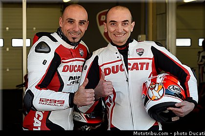 ambiance_003_ducati_panigale_1299_2015.jpg