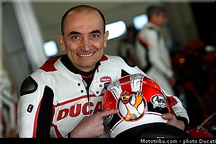 ambiance_004_ducati_panigale_1299_2015.jpg