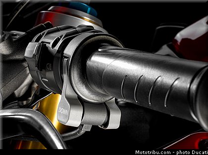 ducati_1299_panigale_s_2015_006.jpg