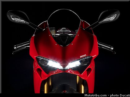 ducati_1299_panigale_s_2015_007.jpg