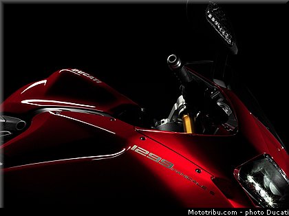 ducati_1299_panigale_s_2015_009.jpg