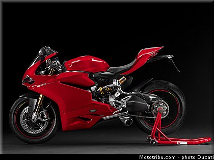 ducati_1299_panigale_s_2015_010.jpg