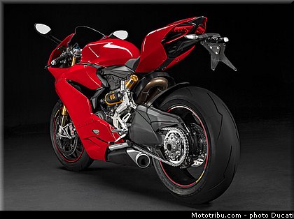 ducati_1299_panigale_s_2015_011.jpg