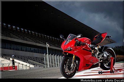 ducati_1299_panigale_s_2015_027.jpg