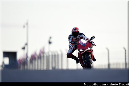 ducati_1299_panigale_s_2015_033.jpg