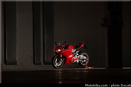 ducati_panigale_1299_019.jpg