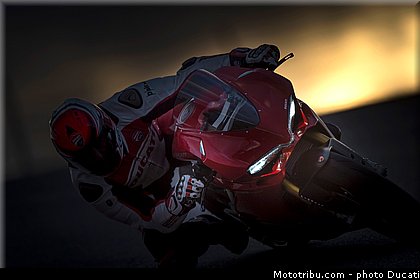 kit_performance_007_ducati_panigale_1299_2015.jpg