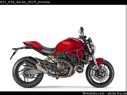 821_030_ducati_2015_monster.jpg