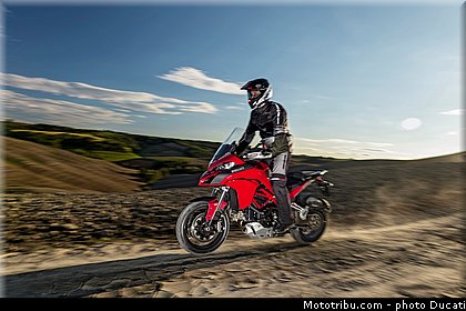 ducati_2015_multistrada_1200_0009.jpg