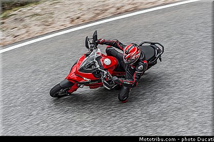 ducati_2015_multistrada_1200_0013.jpg