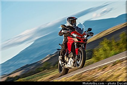 ducati_2015_multistrada_1200_0024.jpg