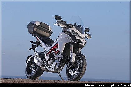 ducati_2015_multistrada_1200_0050.jpg