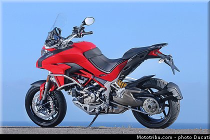 ducati_2015_multistrada_1200_0053.jpg