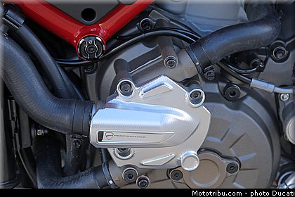 ducati_2015_multistrada_1200_0110.jpg