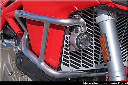 ducati_2015_multistrada_1200_0111.jpg