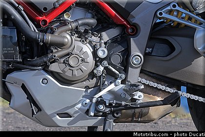 ducati_2015_multistrada_1200_0122.jpg