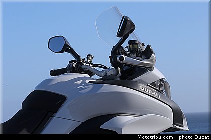 ducati_2015_multistrada_1200_0124.jpg