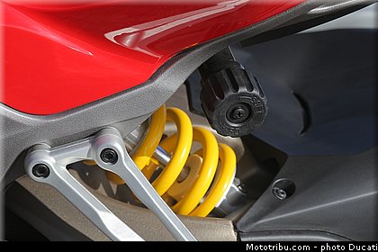 ducati_2015_multistrada_1200_0126.jpg
