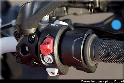 ducati_2015_multistrada_1200_0131.jpg