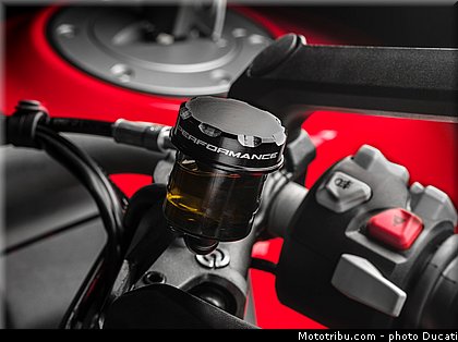 ducati_2015_multistrada_1200_0134.jpg
