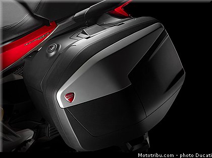 ducati_2015_multistrada_1200_0138.jpg