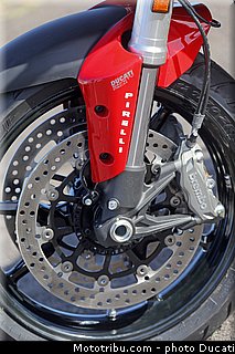 ducati_2015_multistrada_1200_0150.jpg