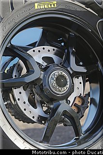 ducati_2015_multistrada_1200_0151.jpg