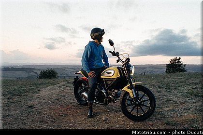ducati_2015_scrambler_003.jpg