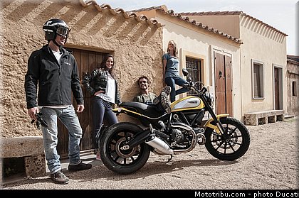 ducati_2015_scrambler_008.jpg