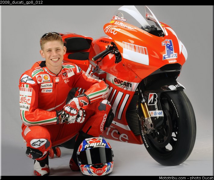 2008_ducati_gp8_012