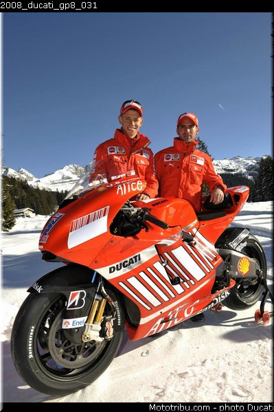 2008_ducati_gp8_031