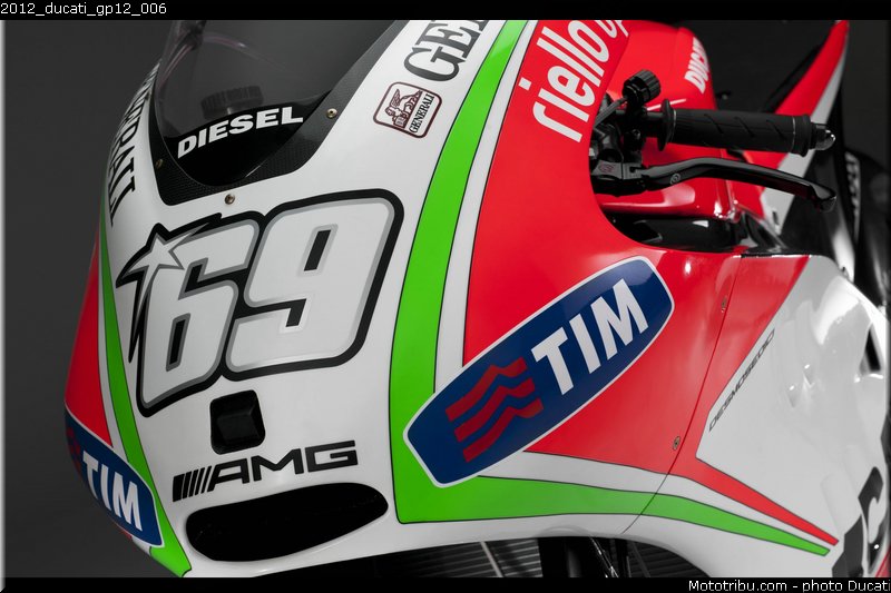 2012_ducati_gp12_006