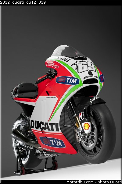 2012_ducati_gp12_019