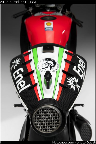 2012_ducati_gp12_023