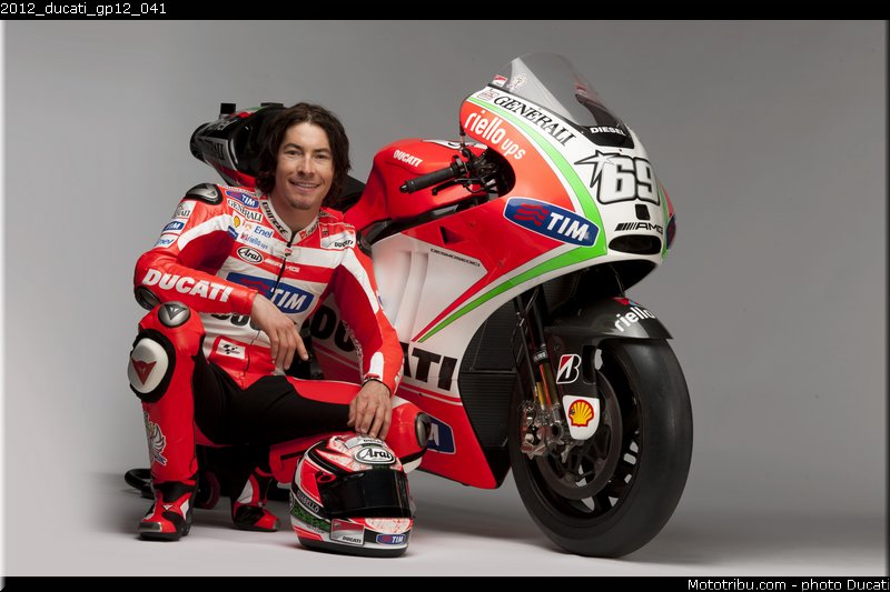 2012_ducati_gp12_041