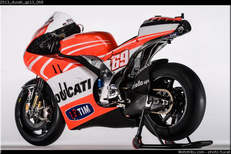 2013_ducati_gp13_068