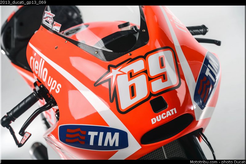 2013_ducati_gp13_069