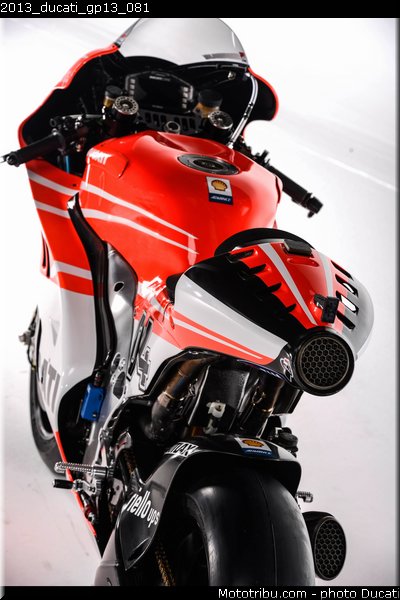 2013_ducati_gp13_081