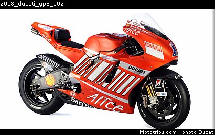 2008_ducati_gp8_002.jpg