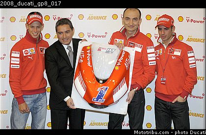2008_ducati_gp8_017.jpg