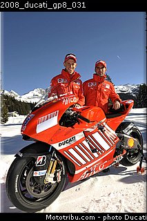 2008_ducati_gp8_031.jpg