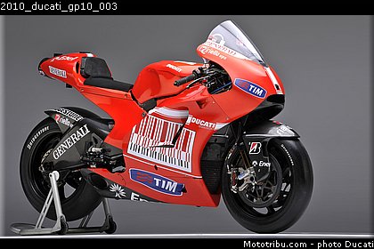 2010_ducati_gp10_003.JPG