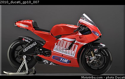 2010_ducati_gp10_007.JPG
