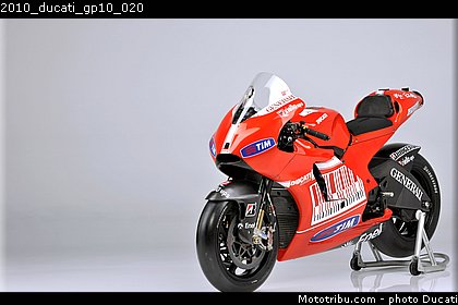 2010_ducati_gp10_020.JPG