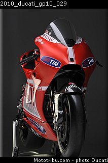2010_ducati_gp10_029.JPG