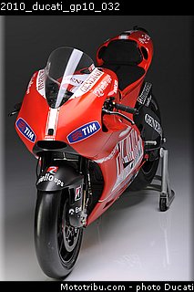 2010_ducati_gp10_032.JPG